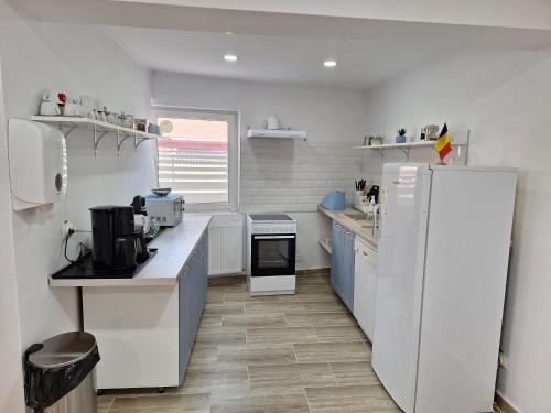 Dapur atau dapur kecil di Pensiunea Joker