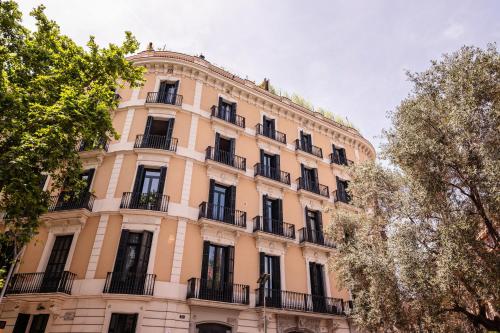 Midtown Luxury Apartments by Sweett