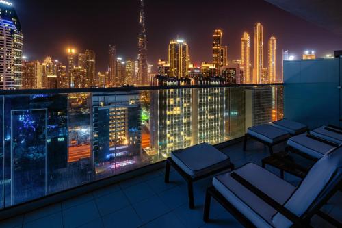 Luxury Top Floor, with full Burj Khalifa View
