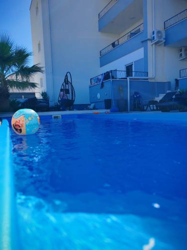 Apartmani Anastasia with pool, Novalja