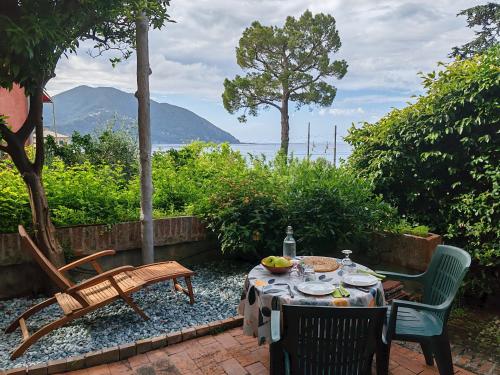 Gallery image of B&B La taverna di Mulinetti in Recco
