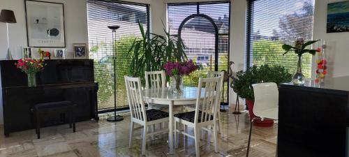 Φωτογραφία από το άλμπουμ του Chambre 1 Chambre Bambou σε Vélizy-Villacoublay