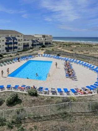 Cosy T2 front de mer piscine parking terrasse