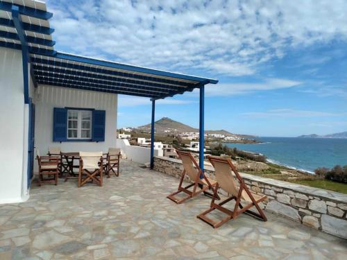 Beachfront Villa Gia Paros