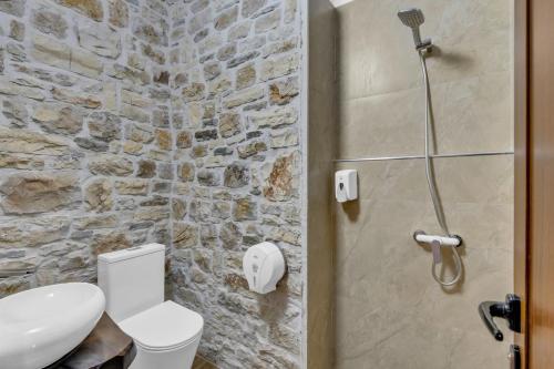 Koupelna v ubytování Hotel Bohem Berat