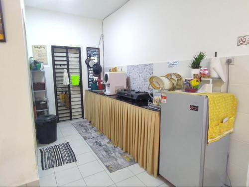 Dapur atau dapur kecil di Homestay Banting MesraMuslim