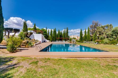 AL - Villas Country Club