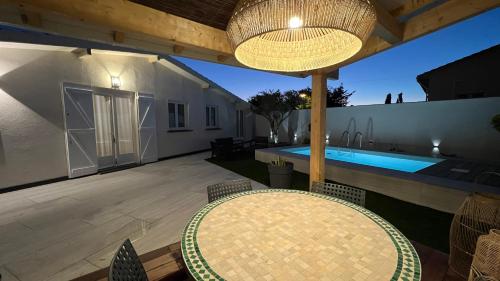 Villa Altea- Lido Marana - piscine privée exclusive - plage à pied - 3 bedrooms house - private swimming pool - beach access on foot