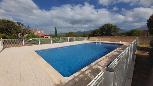 Gallery image of Appartement Papillon avec Piscine et Vue Mer in Propriano