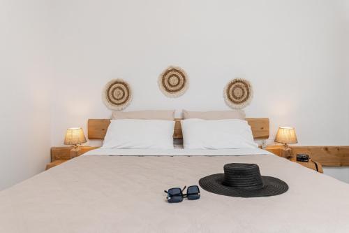 Gambar di galeri bagi Marble Arch Apartments di Naxos Chora