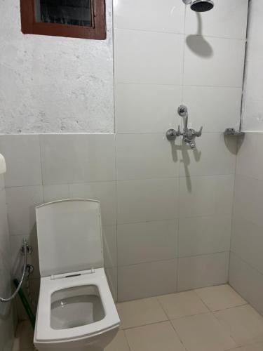 Un baño de Hotel Dancing Yak