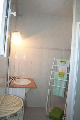 Un baño de Anousta