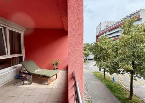 Terrace Bliss Apartment with free garage