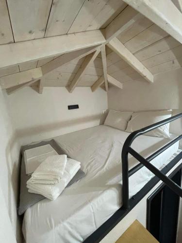 Babushka apartments Studio-loft near the sea