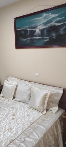 Postel nebo postele na pokoji v ubytování guesthouse emaly