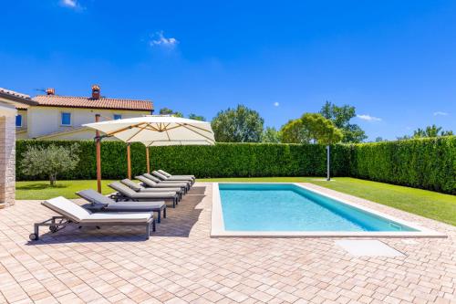 Πισίνα στο ή κοντά στο Villa Dionis