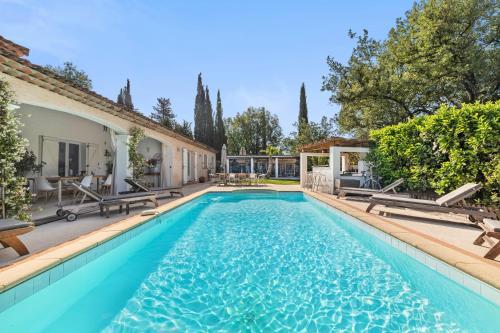 Villa & Loft climatisés,piscine privée chaufffée, Fitness,proche Cannes, Grasse
