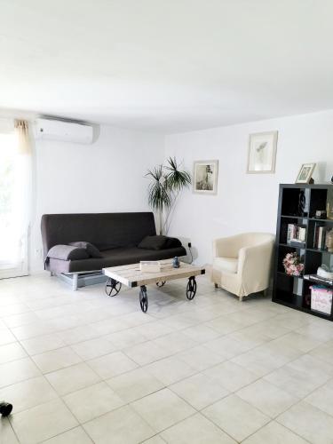 Rez de villa au calme proche de la plage