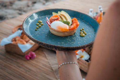 Еда / где поесть недалеко от курортного отеля