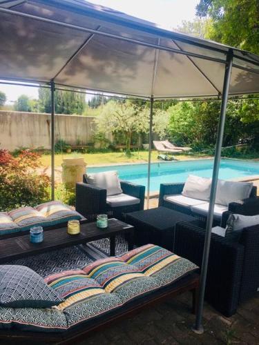 Maison provençale avec piscine