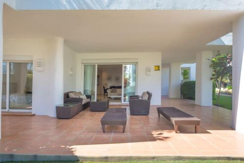 Alcazaba Beach three bedroom Apartment