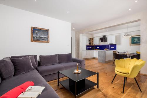 Χώρος καθιστικού στο Design Apartment Linda