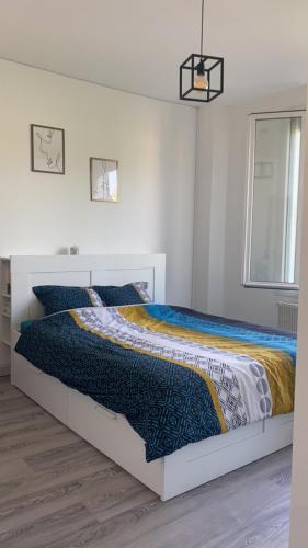 Chambre Allonnes à 10 min du circuit