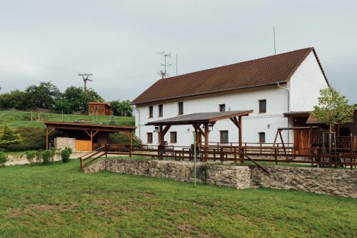 Budova, kde se prázdninový dům nachází