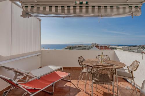 Ocean view apartments in Park Royal I