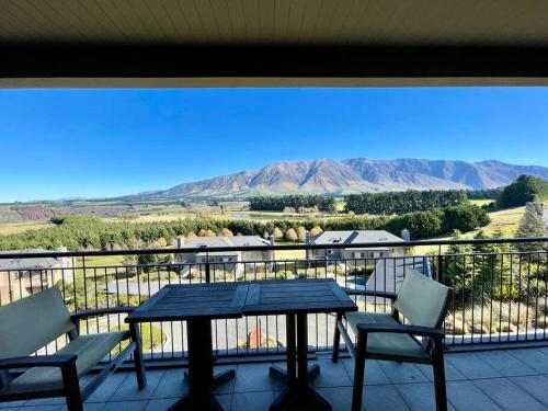 Fotografie z fotogalerie ubytování Terrace Downs 2 Bedroom Apartment v destinaci Windwhistle