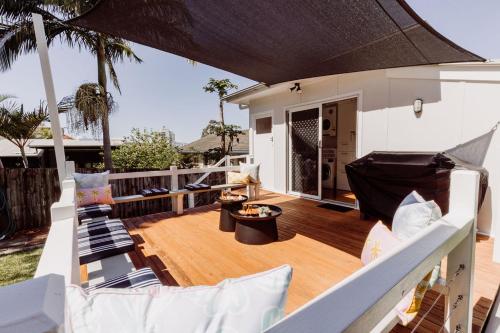 Гостиная зона в Beachside Pet-Friendly Retreat in Mooloolaba