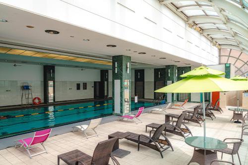 Bazén v ubytování Lotte Hotel Ulsan nebo v jeho okolí