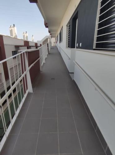 Μπαλκόνι ή βεράντα στο Apartamento nuevo, Disfruta del silencio, familias con niños, aire acondicionado, 2 baños, Wifi, terraza, playa, toallas y sombrillas