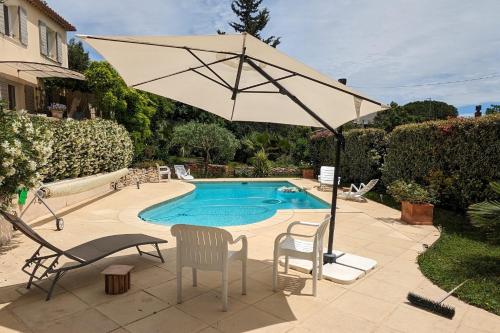 Superbe maison avec terrasse et piscine - Villeneuve-lès-Avignon - Welkeys