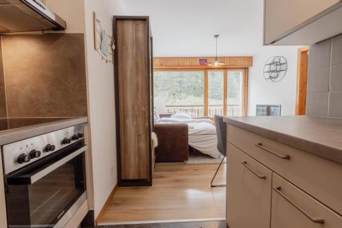 Kuchyň nebo kuchyňský kout v ubytování Appartement ski in&out à Thyon