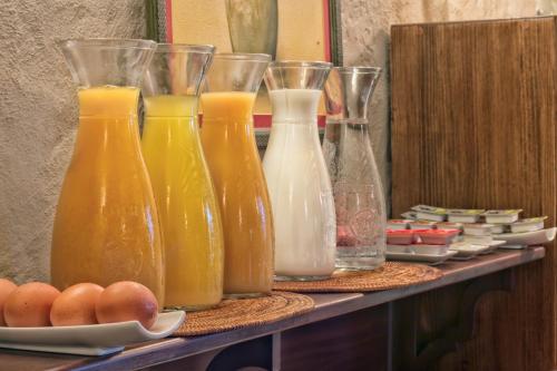 Jídlo v hotelu nebo okolí