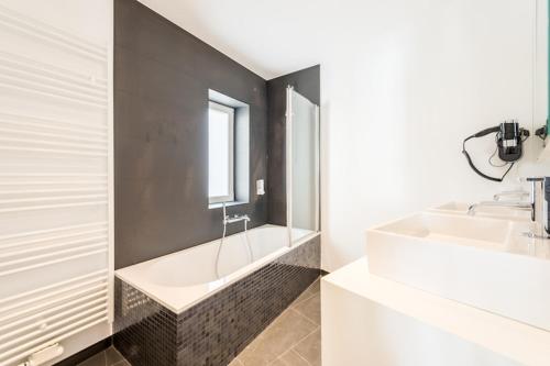 Ванная комната в Smartflats - Toison d'Or
