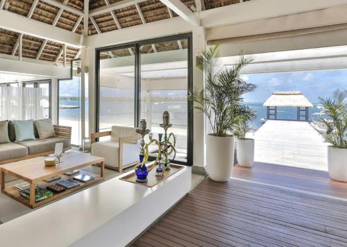 Sea View Anahita Golf and Spa Resort Apartment