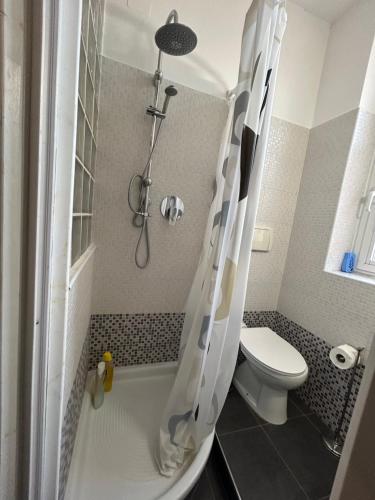 Studio in zona Loreto vicino metro MM1 e MM2 - Lippino