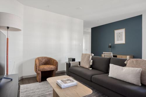 Billede fra billedgalleriet på Central Square 2br w gym nr T BOS-818 i Cambridge