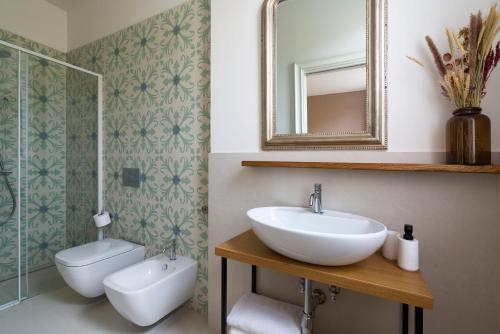 Bilik mandi di Locanda Quinto Arco