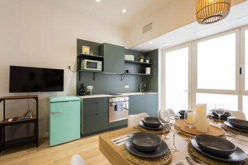 new flat 2 rooms 4 Pax, wifi AC