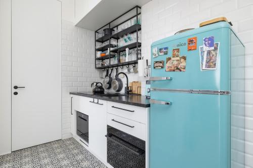 Kuchyňa alebo kuchynka v ubytovaní Kraków Apartament Blisko Centrum Kongresowego i Wawelu by Noclegi Renters