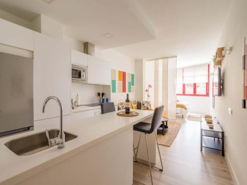 Bello estudio cerca Playa de las Canteras, con ascensor BT1B