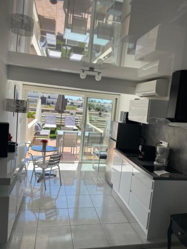 The naturist glamour suite