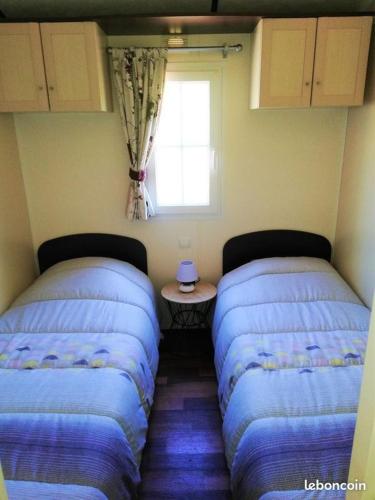 Mobilhome dans camping Site de Gorge Vent à Fréjus
