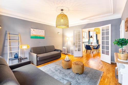 GuestReady - Bel Apt à deux pas des Champs-Elysées