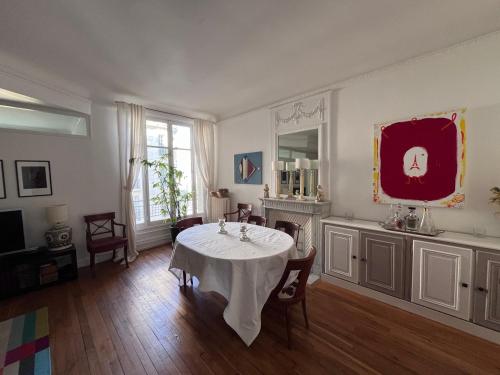 GuestReady - Amazing 2BR Flat near Passy Village