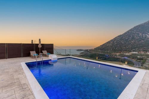 Brikis Villa 2 - With Private Pool