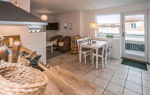 Χώρος καθιστικού στο Beautiful Home In Skagen With Kitchen